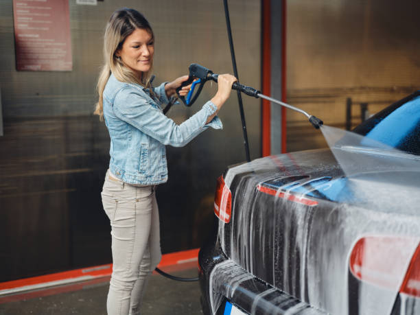 Best Sidewalk Pressure Washing  in National Harbor, MD